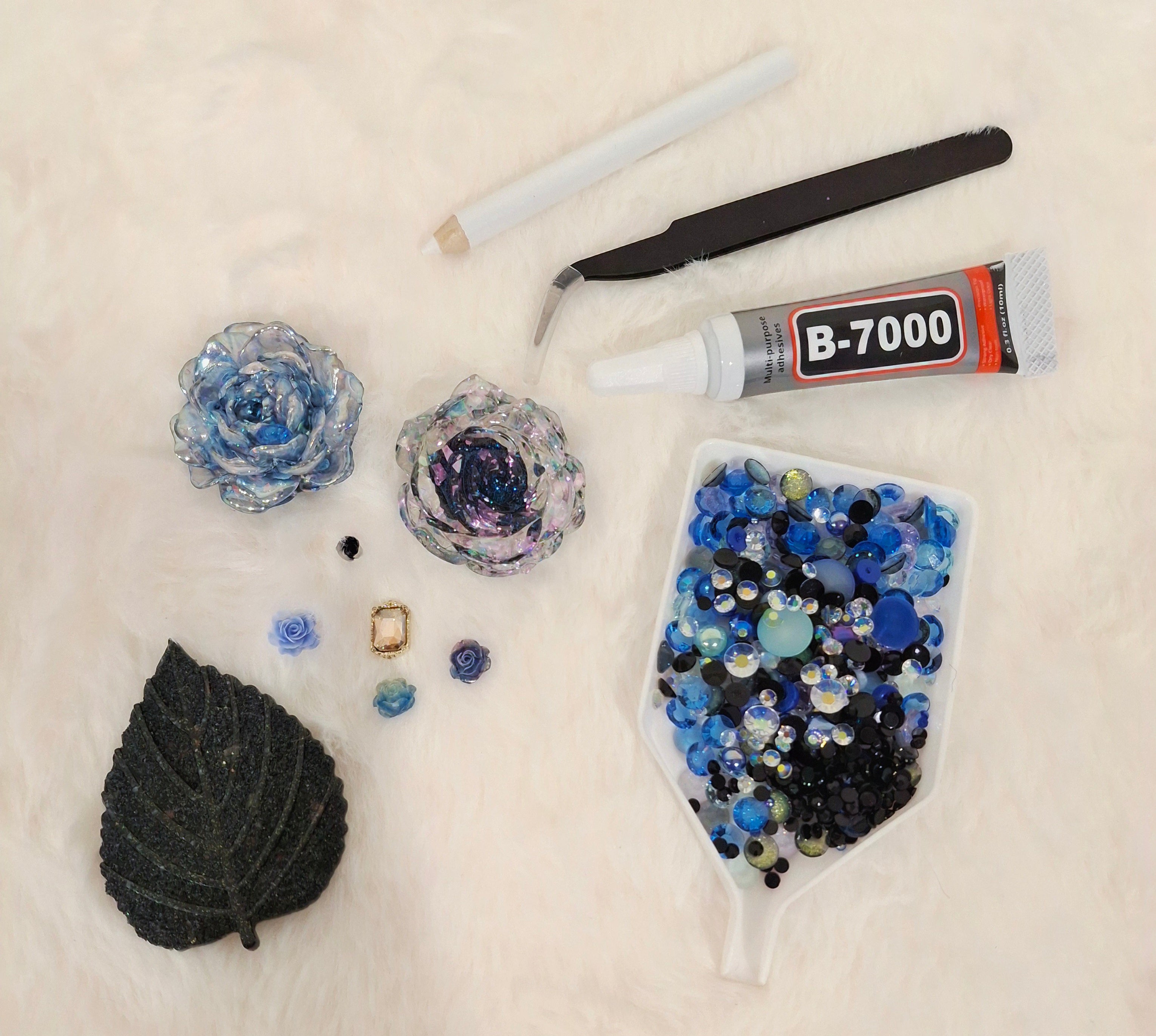 Midnight Glazier DIY junk case kit with dark gemstones and flatback embellishments