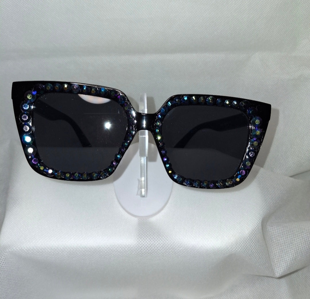 Glamour Eyes: Sparkling Black Rhinestone Oversized Square Sunglasses